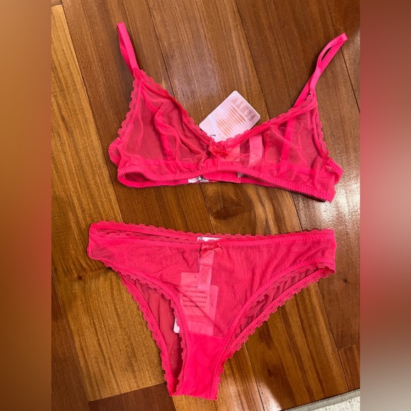 Savage X Fenty Mesh Bra and Undies Set - Picture 3 of 4